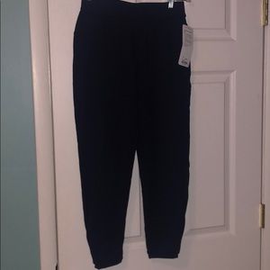 NWT Lululemon Navy Twisted & Tucked Jogger Sz 4